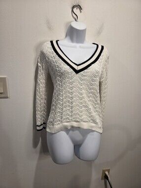 Flat White Size Xxs White/black Preppy Cable Knit Sweater